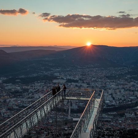 Hotel Amicus Mostar Bagian luar foto