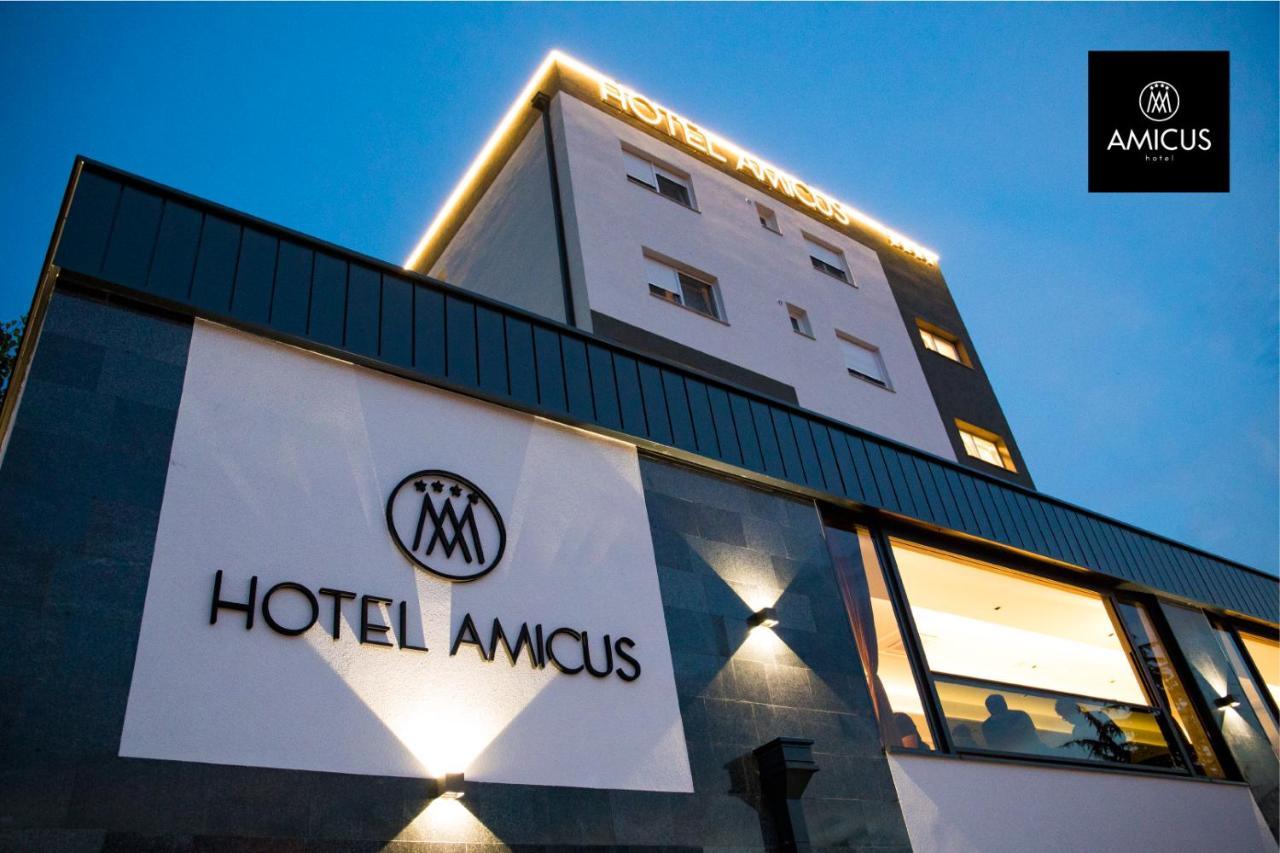 Hotel Amicus Mostar Bagian luar foto