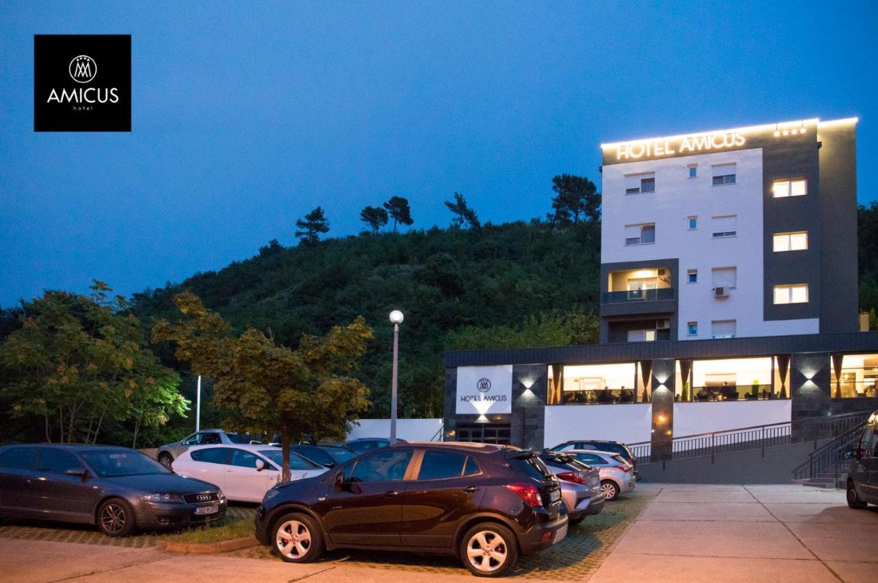 Hotel Amicus Mostar Bagian luar foto