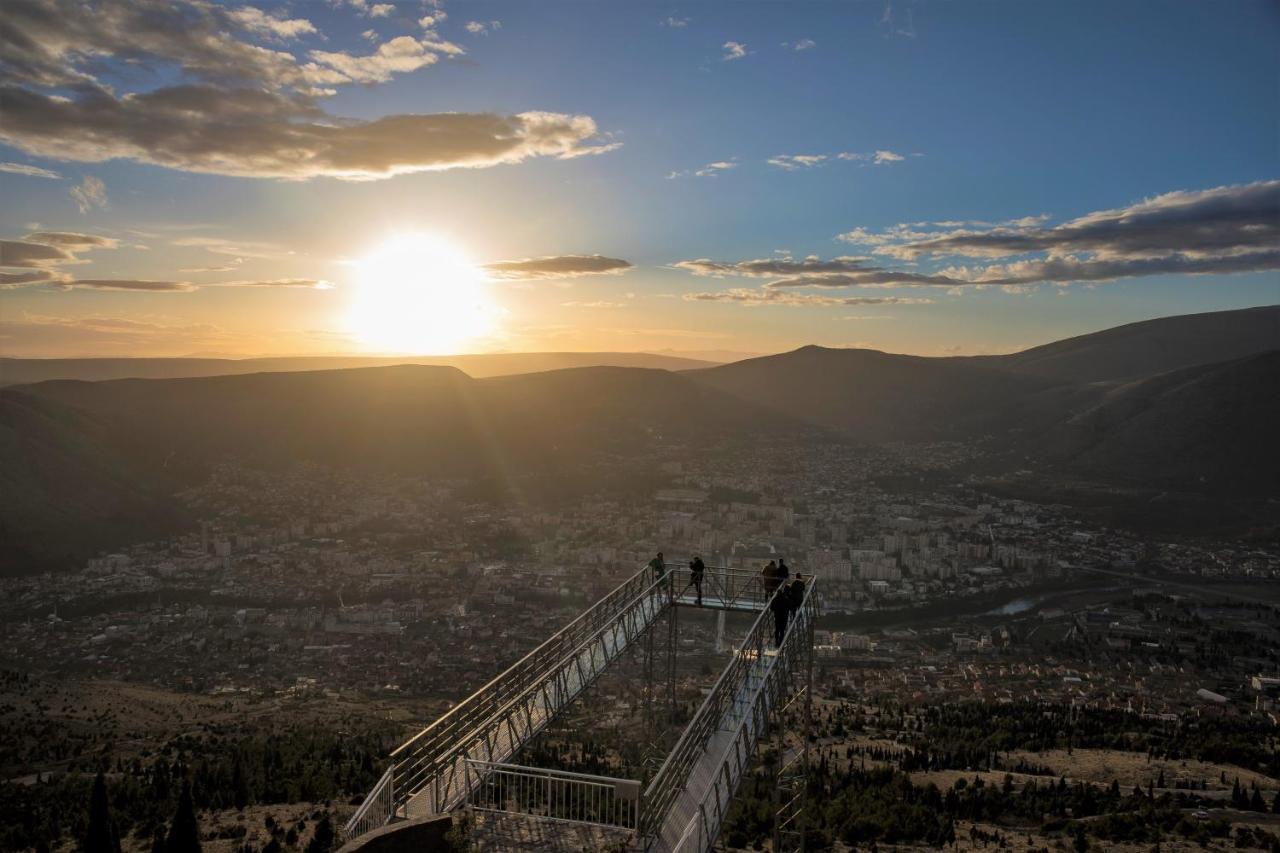 Hotel Amicus Mostar Bagian luar foto
