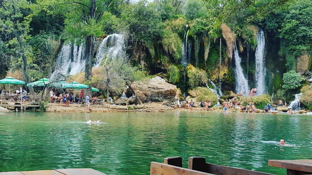 Hotel Amicus Mostar Bagian luar foto